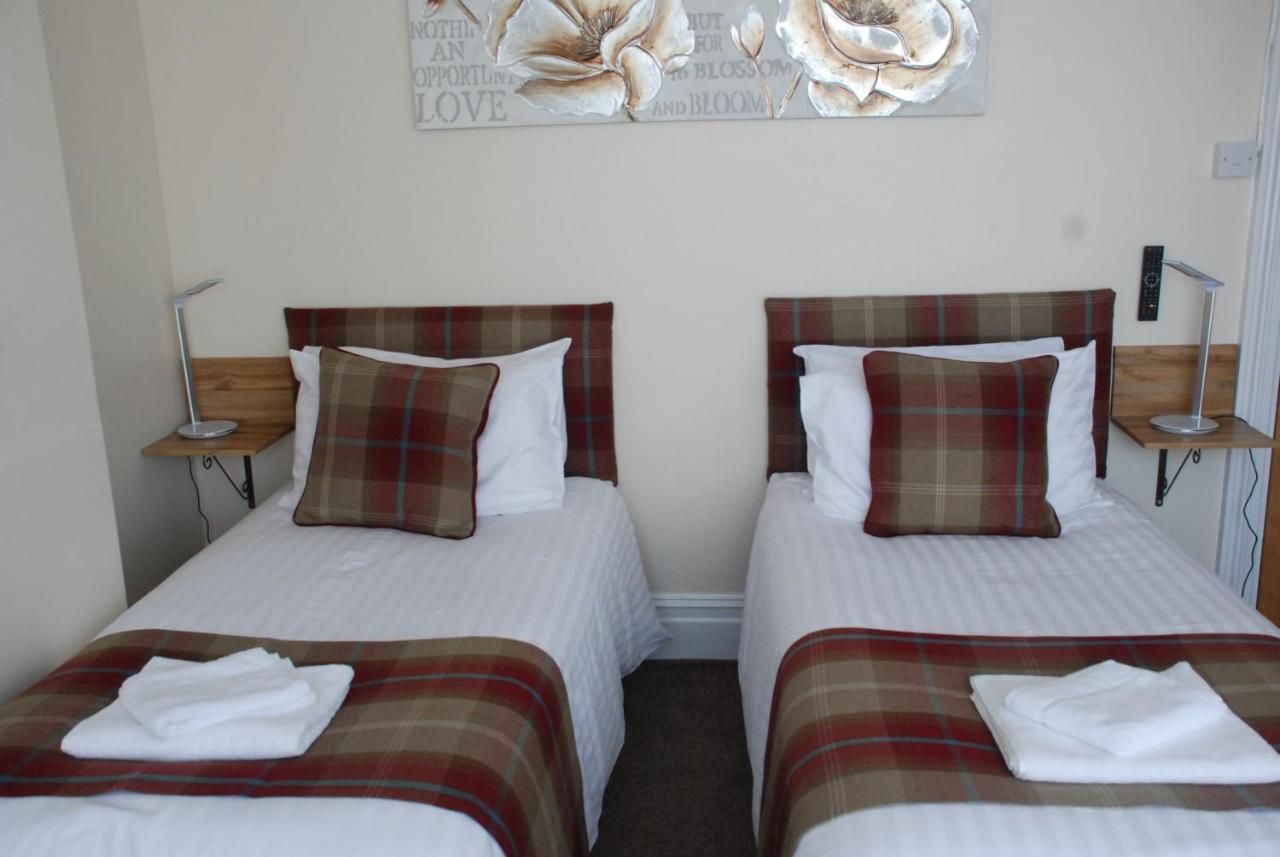 Trevali Guest House Bognor Regis Bagian luar foto