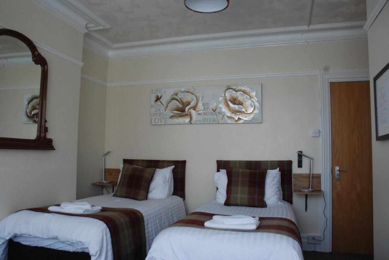 Trevali Guest House Bognor Regis Bagian luar foto
