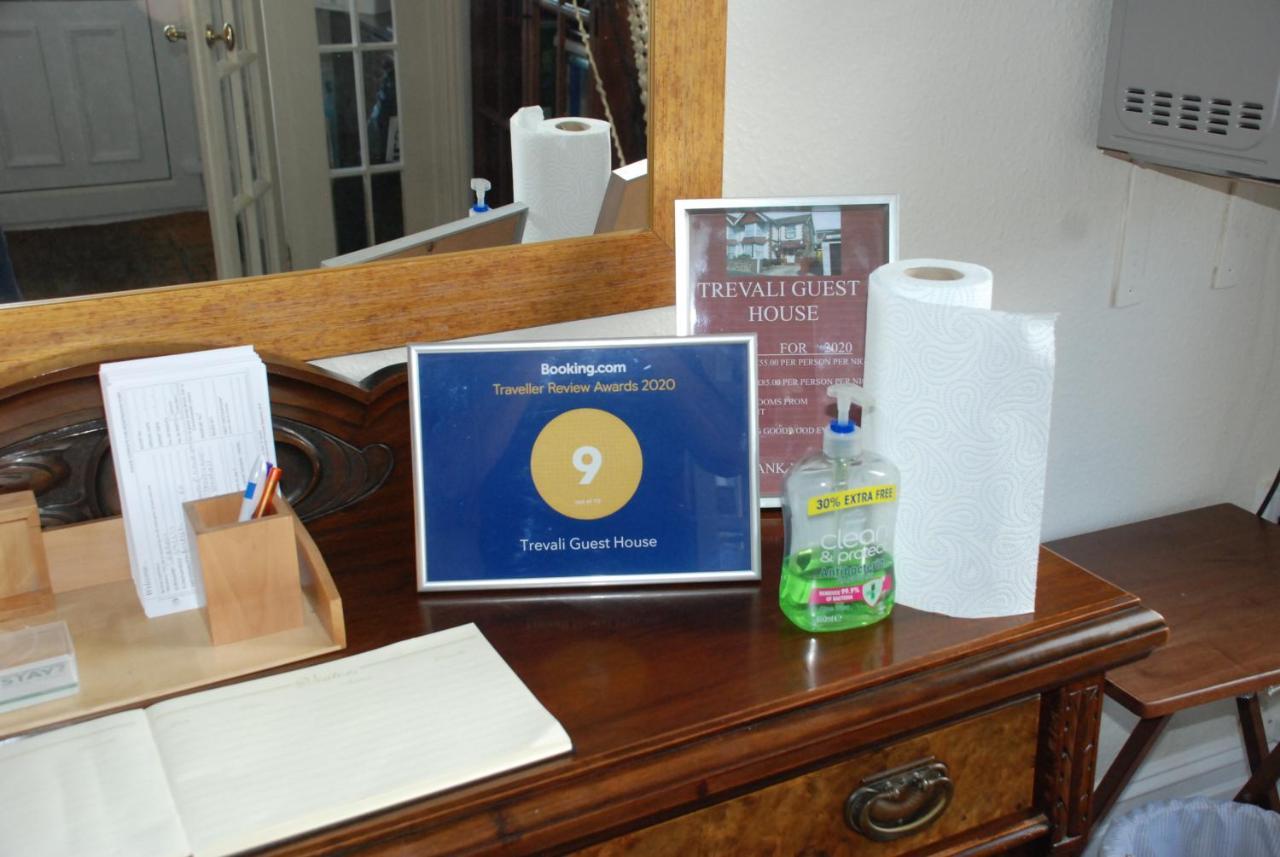 Trevali Guest House Bognor Regis Bagian luar foto